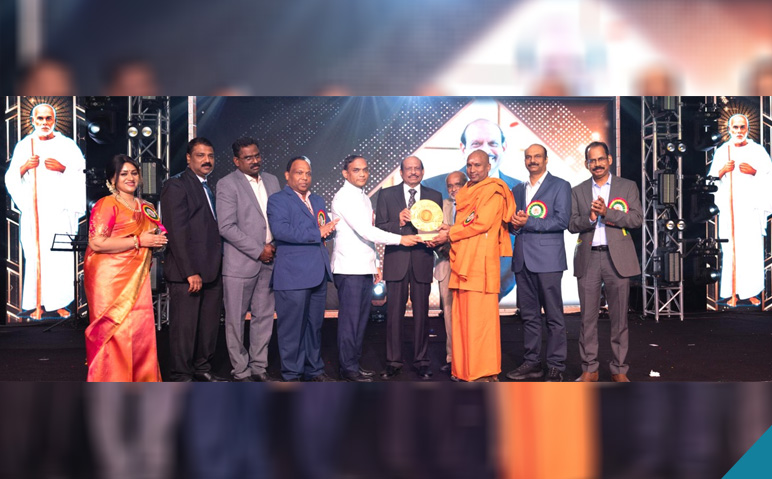 കുവൈത്ത്-സാരഥി-സ്വപ്‌നവീട്-പദ്ധതിക്ക്-യൂസഫലിയുടെ-പിന്തുണ
